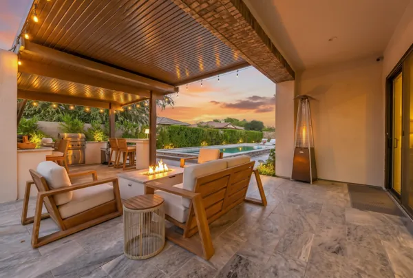 Experience luxury real estate photography at its finest with this stunning patio and pool area in Gilbert, AZ.