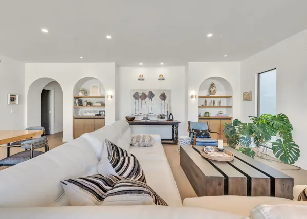 Discover luxury real estate photography showcasing a modern living room in Scottsdale, AZ, featuring stylish furnishings and elegant decor, perfect for sophisticated living.